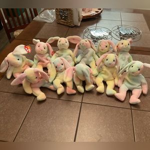 TY NWT 11 HIPPIE THE TYE DYED BUNNY